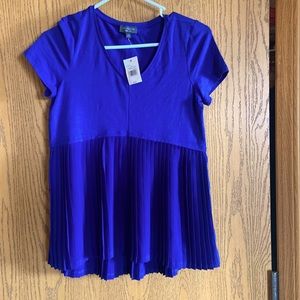 New with tags XS The Limited Pleated Blue top